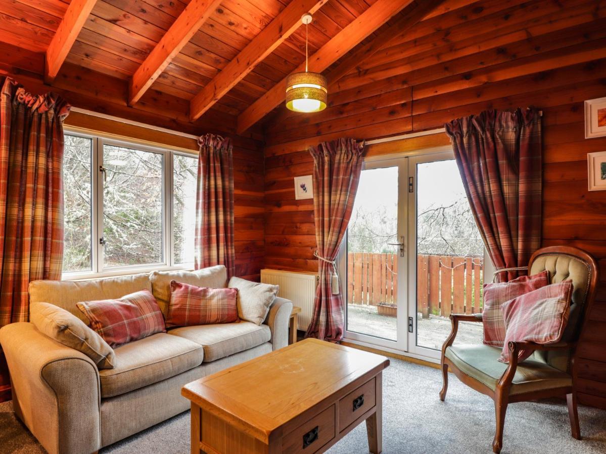 Spruce Lodge Strathpeffer Buitenkant foto
